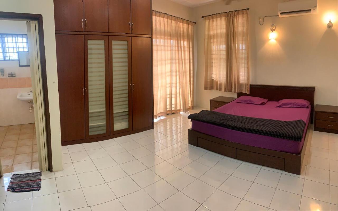 Awani Homestay Seberang Jaya Permatang Janggus Extérieur photo